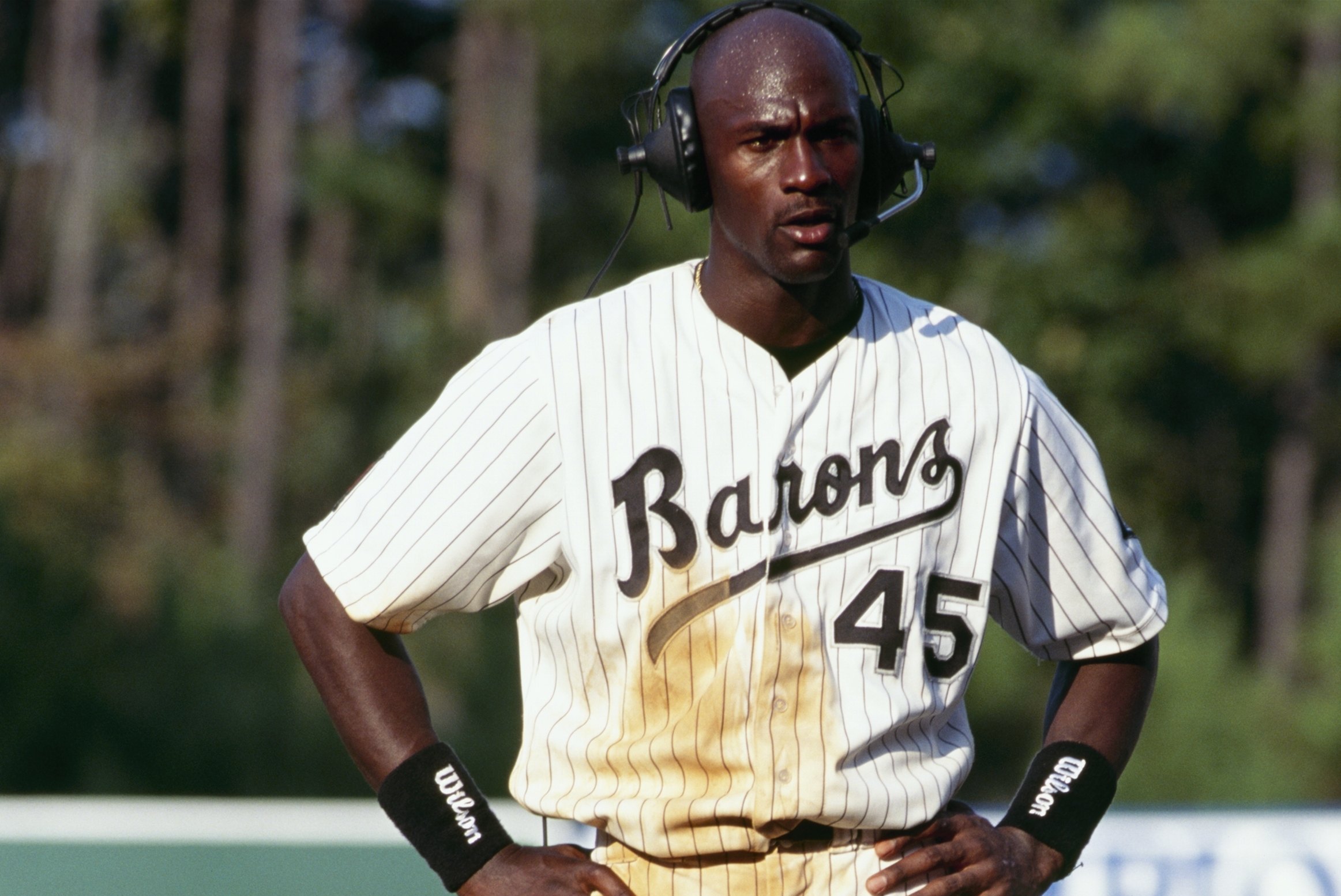 Michael Jordan's Baseball Career Was a Treat to Watch - FanBuzz
