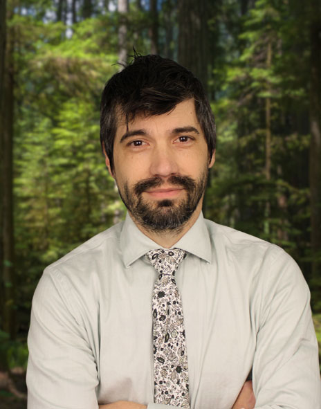 Portrait of Lewis and Clark's Vice President of Finance and Operations, Jon Lasinski.